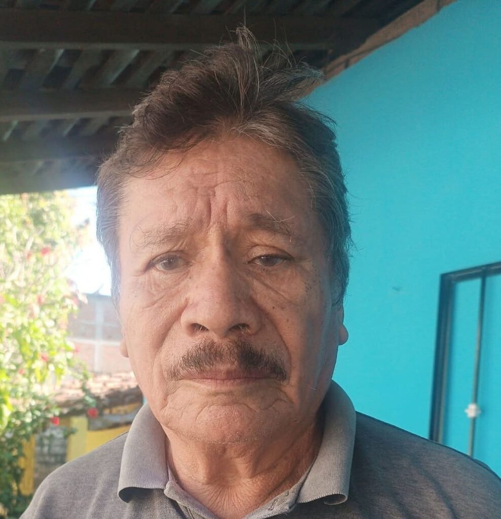 Engañan a adulto mayor y le roban pensión en Tecpan