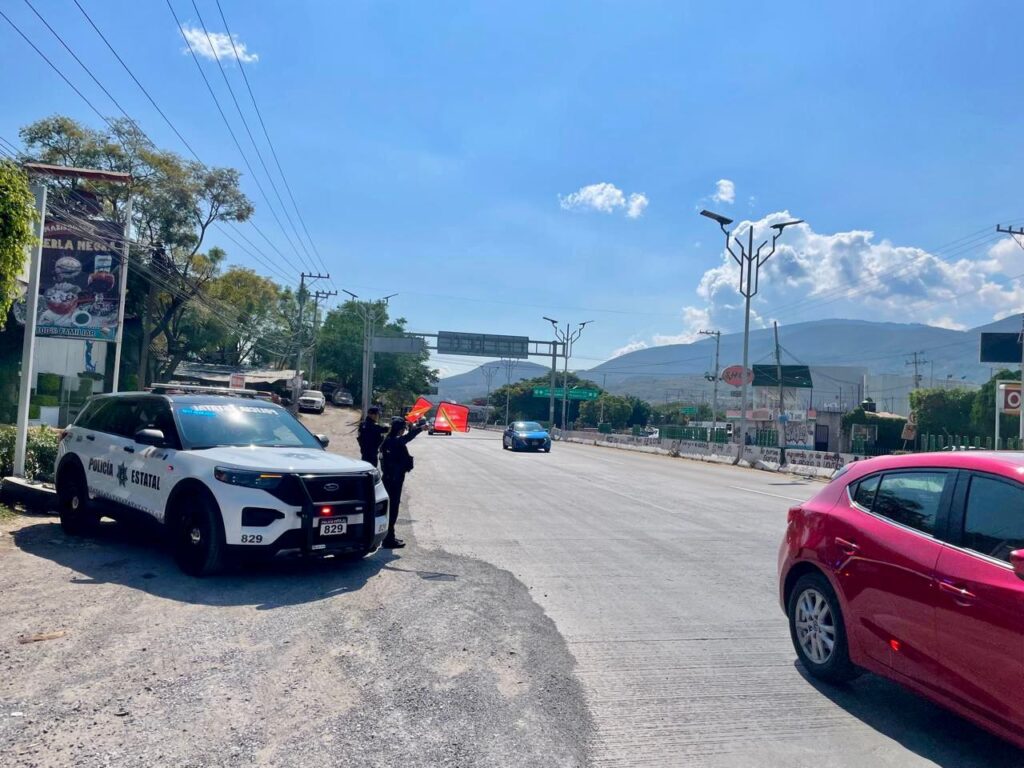 Implementa SSP Guerrero, a través de Policía y Tránsito Estatal, operativo de seguridad especial en carreteras