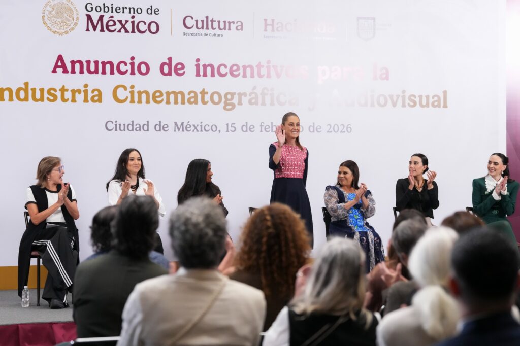 Presidenta Claudia Sheinbaum anuncia plan integral de apoyo al cine nacional; incluye un incentivo fiscal de 30% del ISR a proyectos realizados en el país