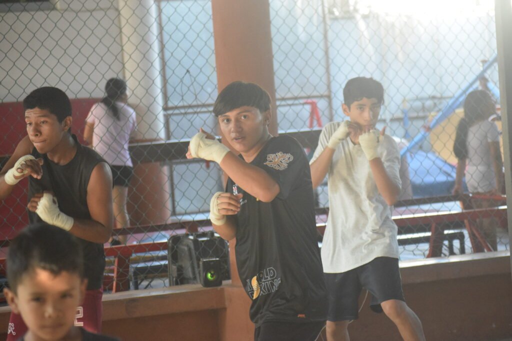 Boxeadores de Torito Boxing avanzan al regional de la CONADE