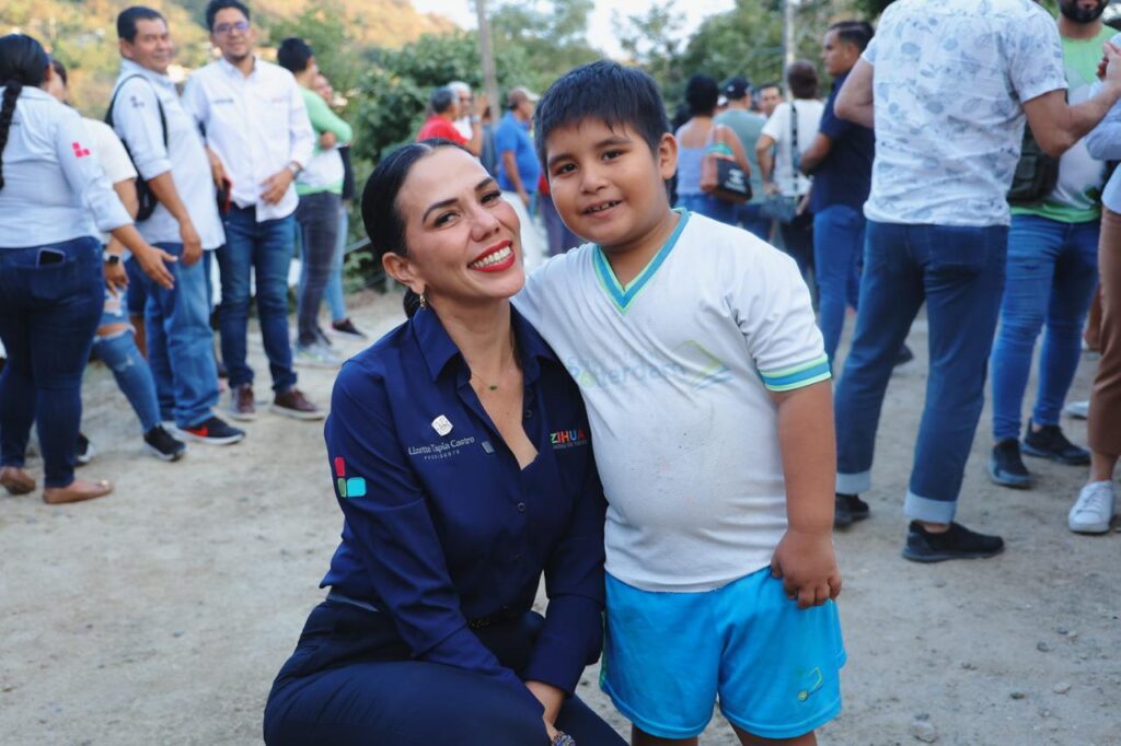 Gobierno de Lizette Tapia lleva la obra social a todos los rincones del municipio