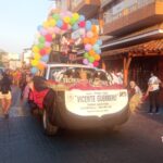 Celebran 90 años de la primaria Vicente Guerrero con colorido desfile cultural en Zihuatanejo