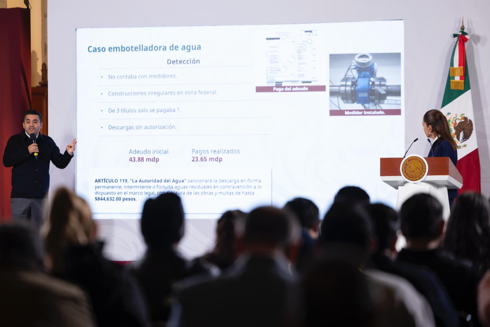 En un hecho histórico, presidenta Claudia Sheinbaum entrega por primera vez títulos de concesión de agua a municipios de Tijuana, Rosarito, Mexicali, Tecate y Ensenada, en BC