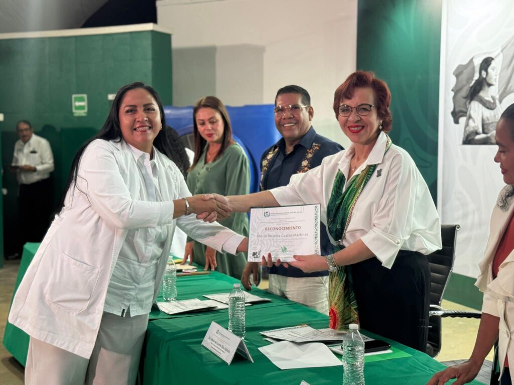 Fortalece IMSS Guerrero su vocación formadora de especialistas