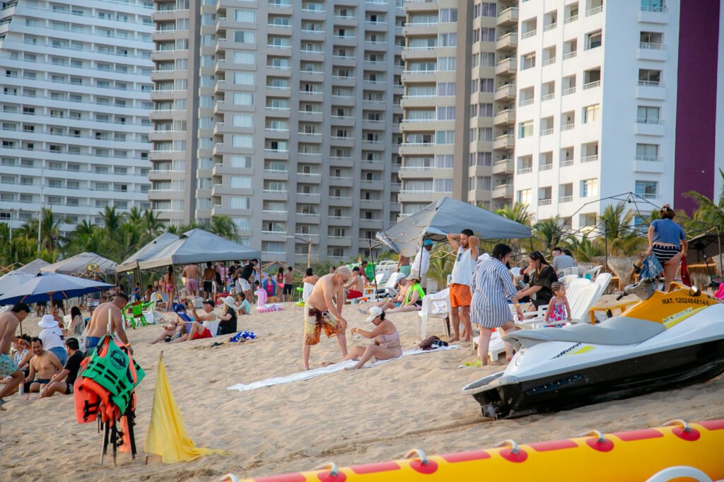 Guerrero se consolida como destino preferido de turistas en este fin de semana largo