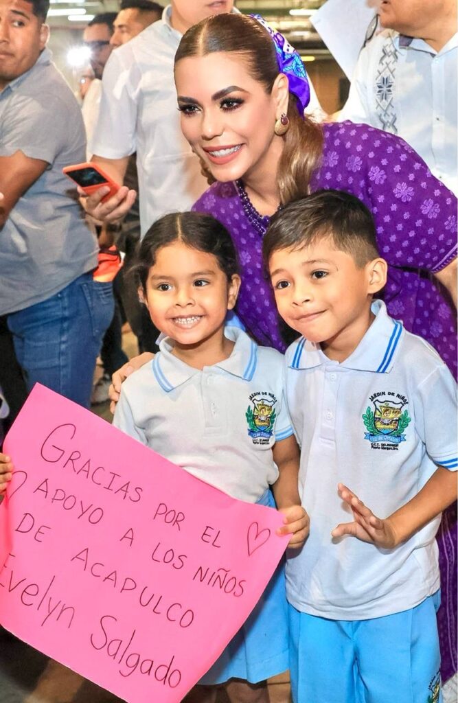 Sigamos apostando por la educación para que cada niña, niño y joven pueda hacer realidad sus sueños: Evelyn Salgado