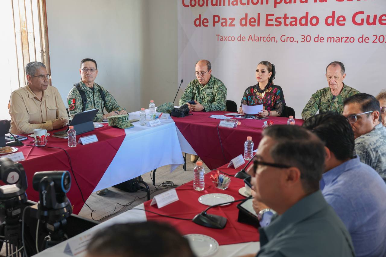 Acuerda Evelyn Salgado con Mesa de Coordinación estrategia de seguridad en zonas de mayor afluencia turística de Guerrero