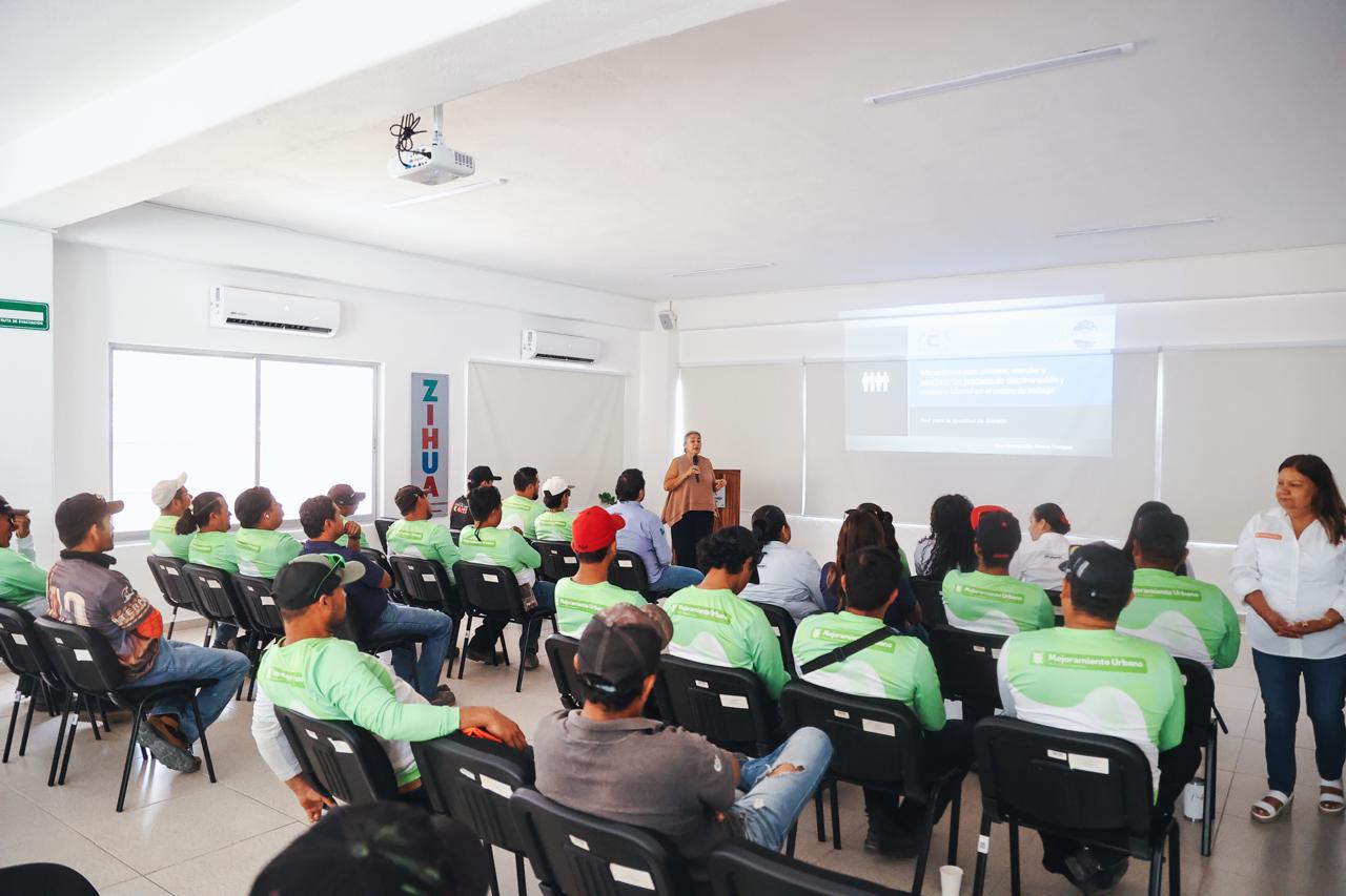 Gobierno municipal busca que sus colaboradores estén mejor preparados