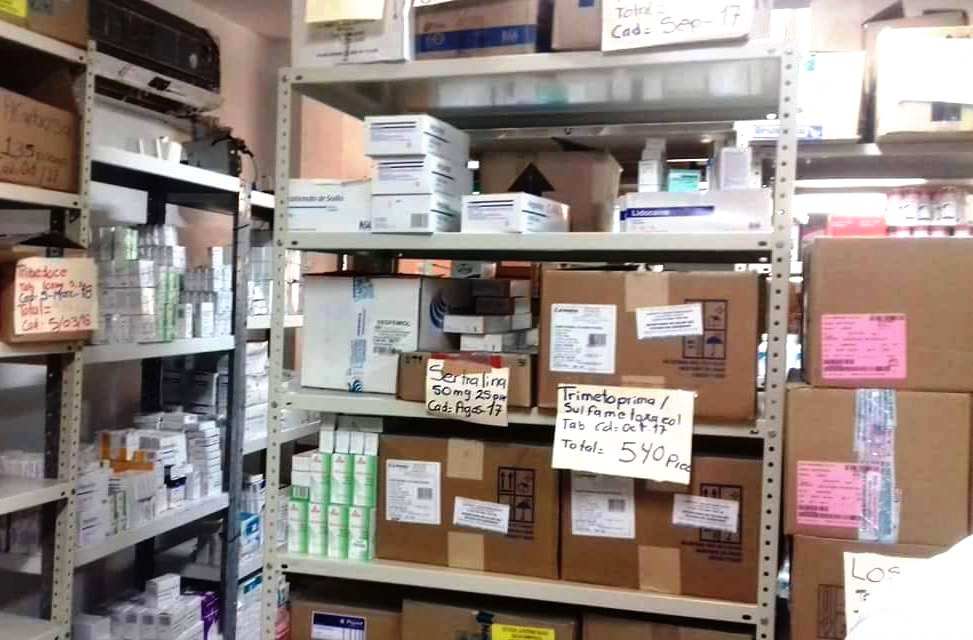 Denuncian desabasto de medicamentos y deficiencias en servicios de salud en Atoyac