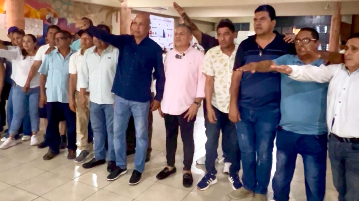 Francisco Castro Reyes gana elección del Sindicato Sección 99 CTM