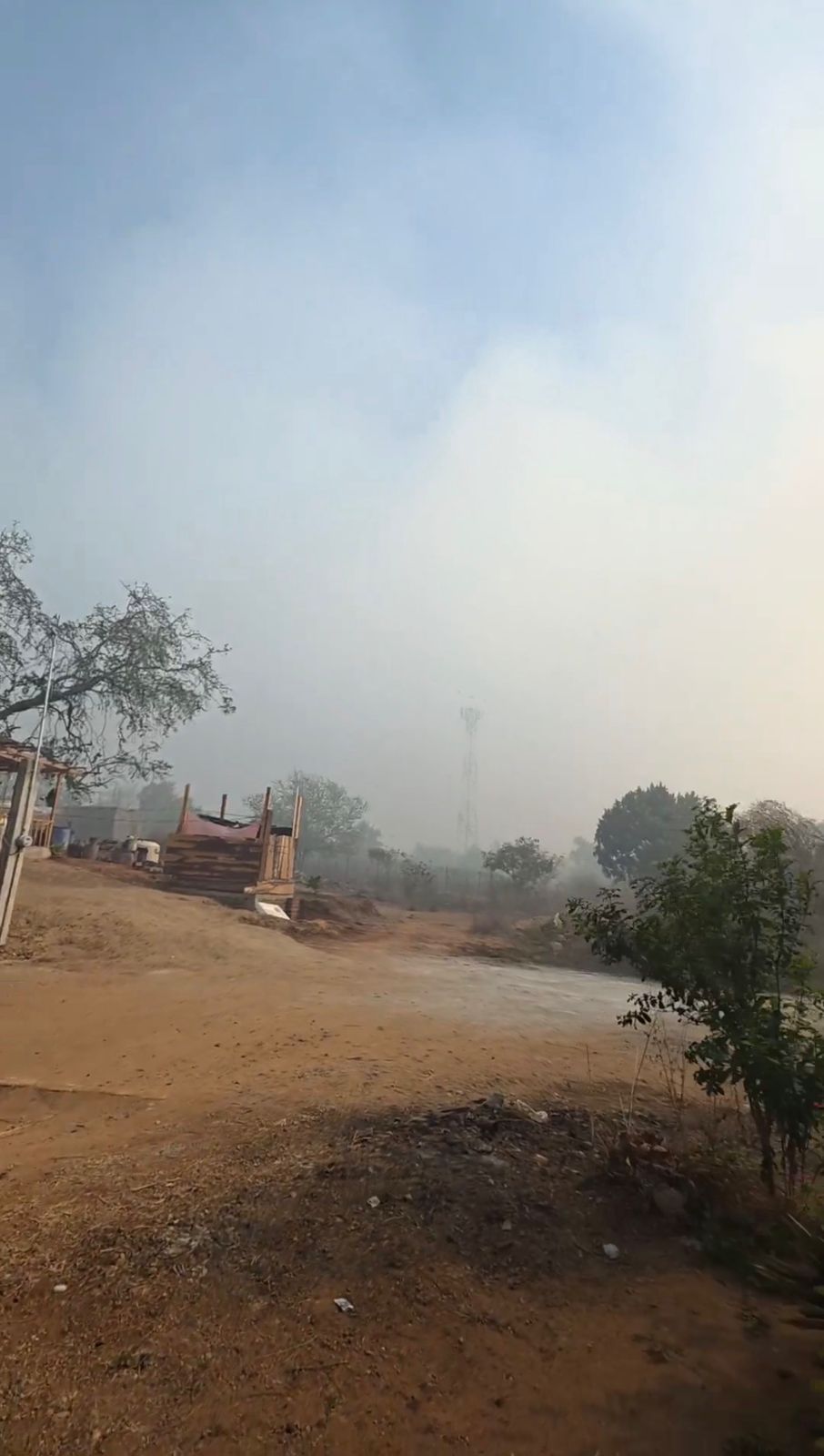 Quema de basura y pastizales afecta a vecinos en Las Pozas