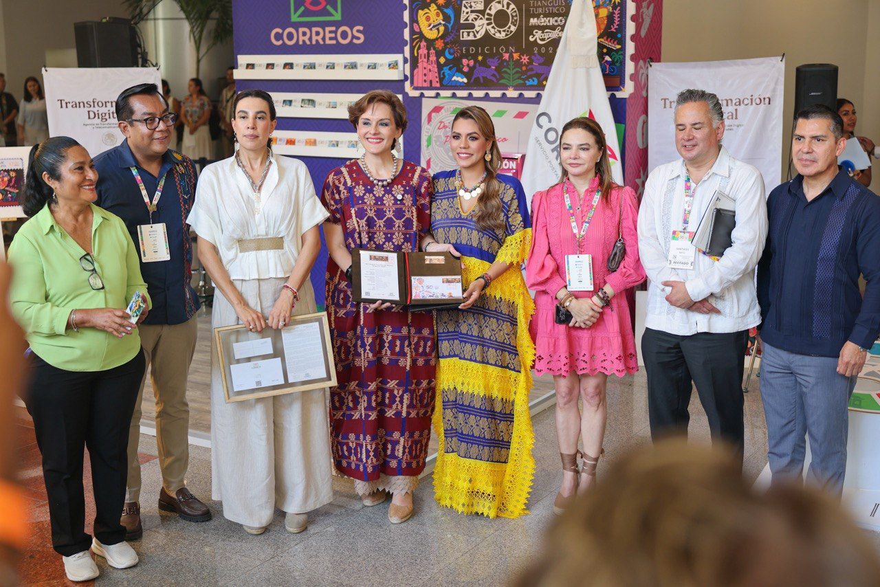 Ponen en circulación 300 mil estampillas conmemorativas por la 50ª edición del Tianguis Turístico de Acapulco