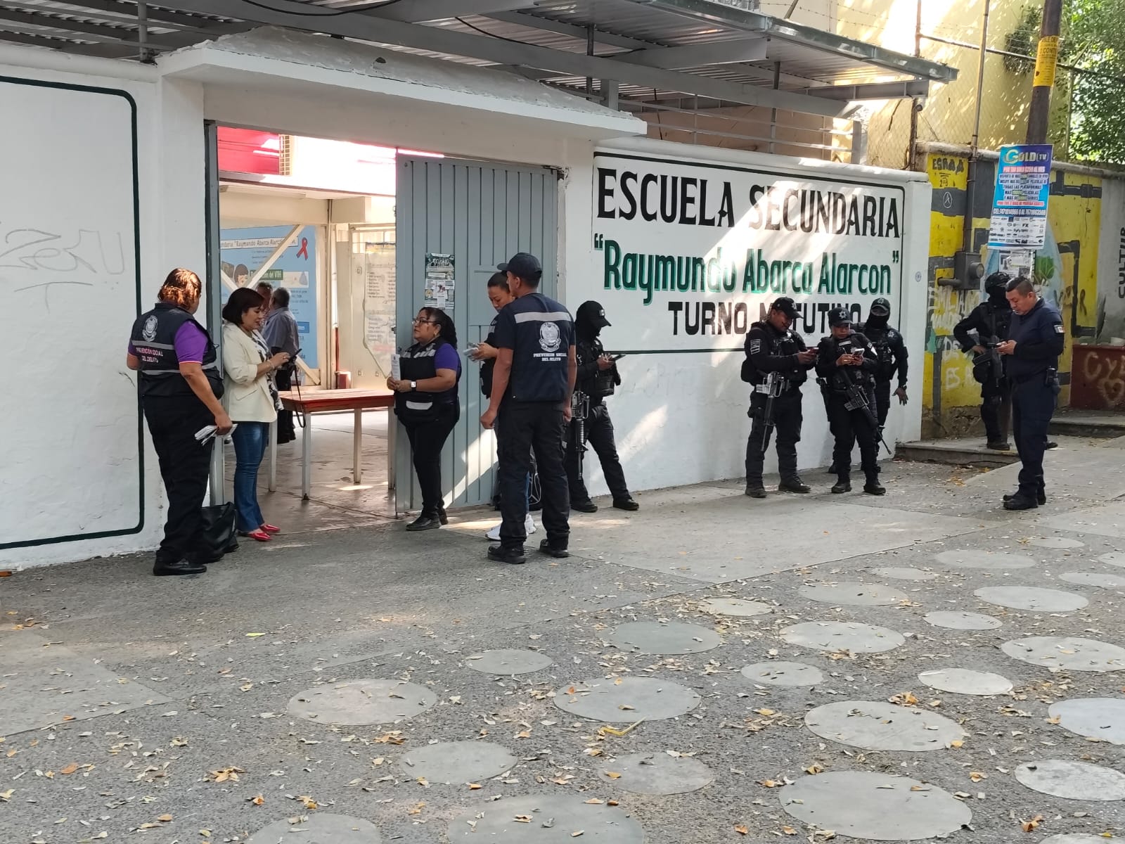 Autoridades de seguridad actúan de manera oportuna para garantizar la seguridad en escuela secundaria de Chilpancingo