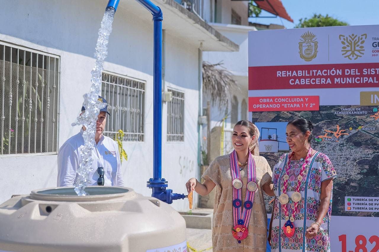Refrenda Evelyn Salgado su compromiso para seguir impulsando el desarrollo de la Costa Chica con equidad y justicia social