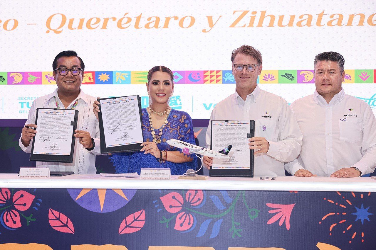 Firma Evelyn Salgado convenio con la empresa Volaris para poner en funcionamiento dos rutas aéreas