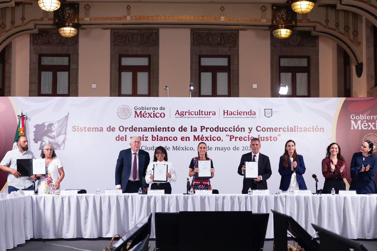 Vamos a garantizar la soberanía alimentaria: Presidenta Claudia Sheinbaum firma acuerdo para la creación del Sistema de Ordenamiento de la Producción y Comercialización del Maíz Blanco “Precio Justo”