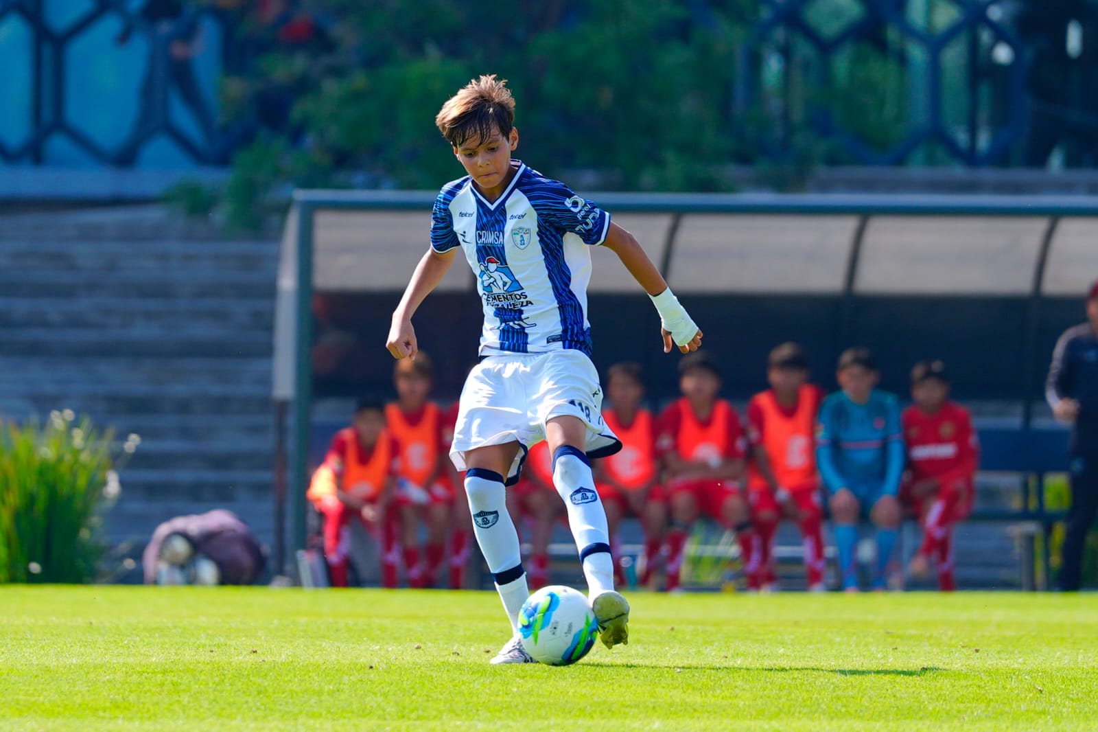 Santiago Ríos, de Petatlán a la gloria con Pachuca Sub-12