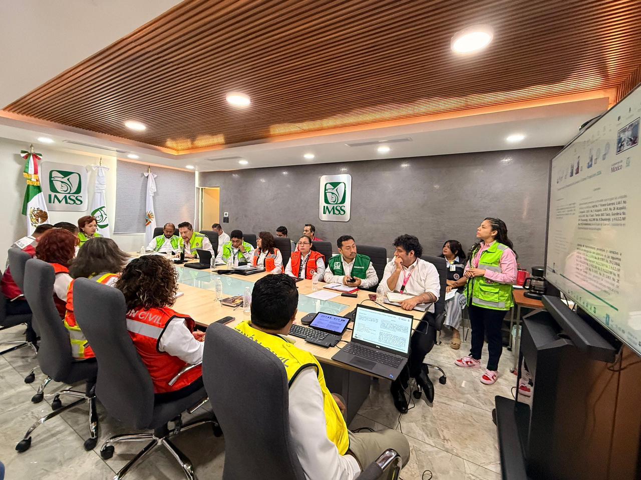 Fortalece IMSS Guerrero medidas de Protección Civil ante lluvias y ciclones