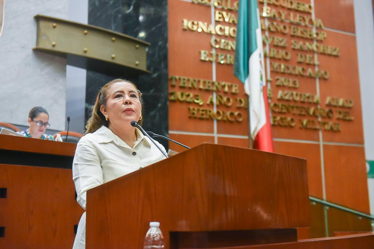 Propone diputada incorporar perspectiva de género en la elaboración de leyes del Congreso