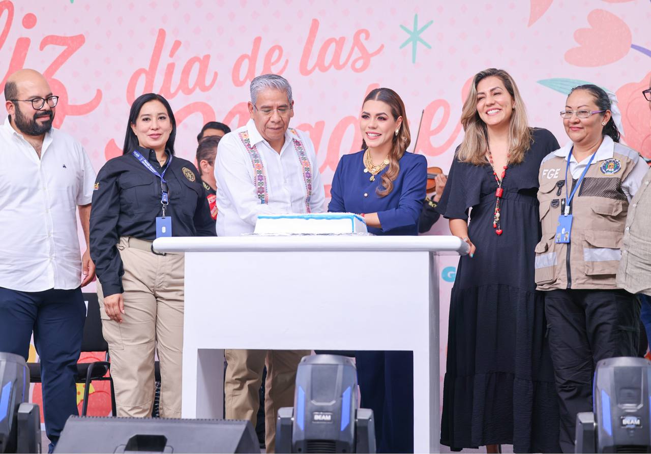 “Nuestras hijas e hijos son el motor para salir adelante y trabajar por un Guerrero mejor”: Evelyn Salgado
