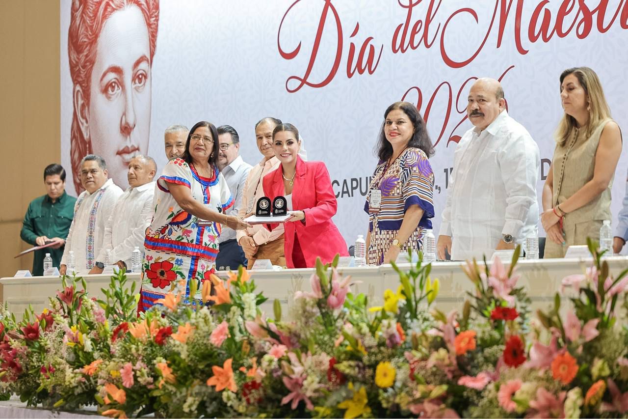 Continuaremos impulsando mejores condiciones para el magisterio guerrerense, con diálogo, respeto y coordinación: Evelyn Salgado 