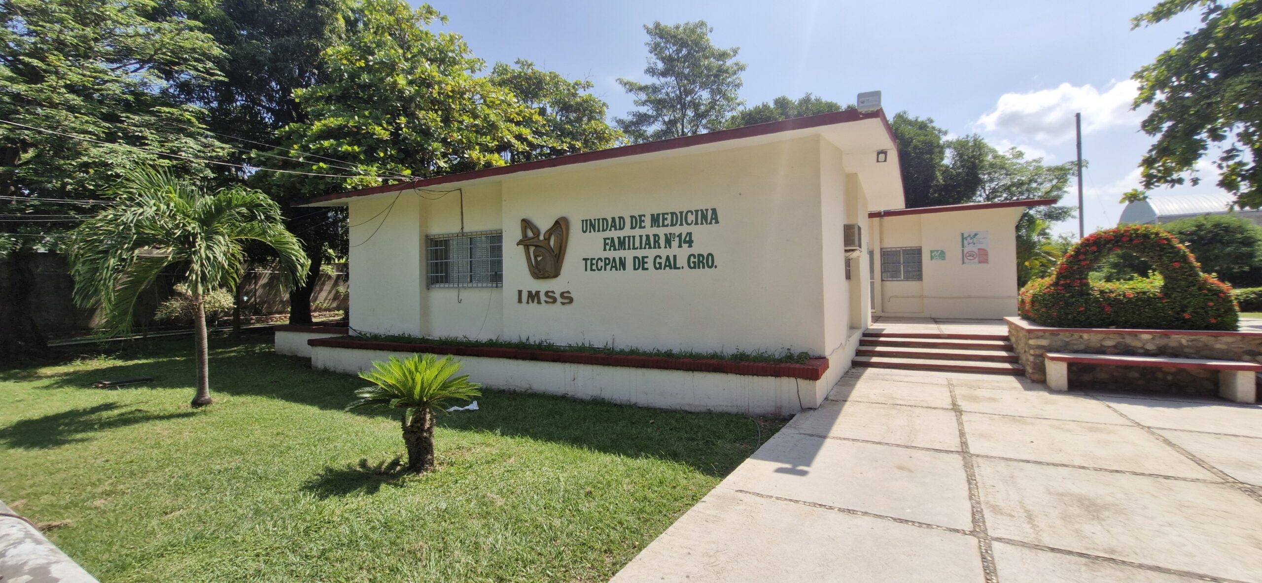 Derechohabientes solicitan ampliación de clínica del IMSS en Tecpán