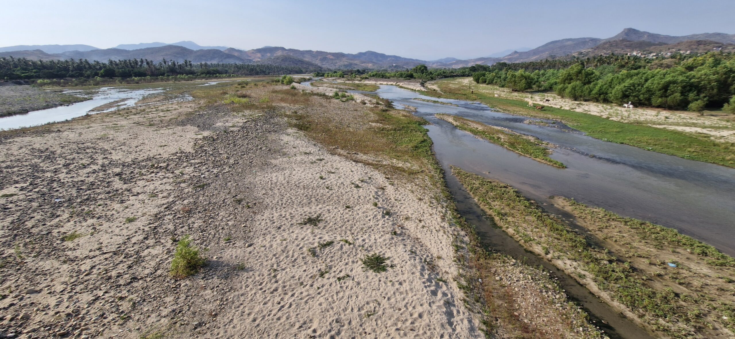 Bajo nivel del río en Tecpán genera preocupación entre productores