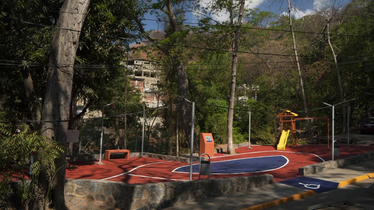 El Gobierno de Lizette Tapia inaugura dos espacios para impulsar el deporte en Zihuatanejo