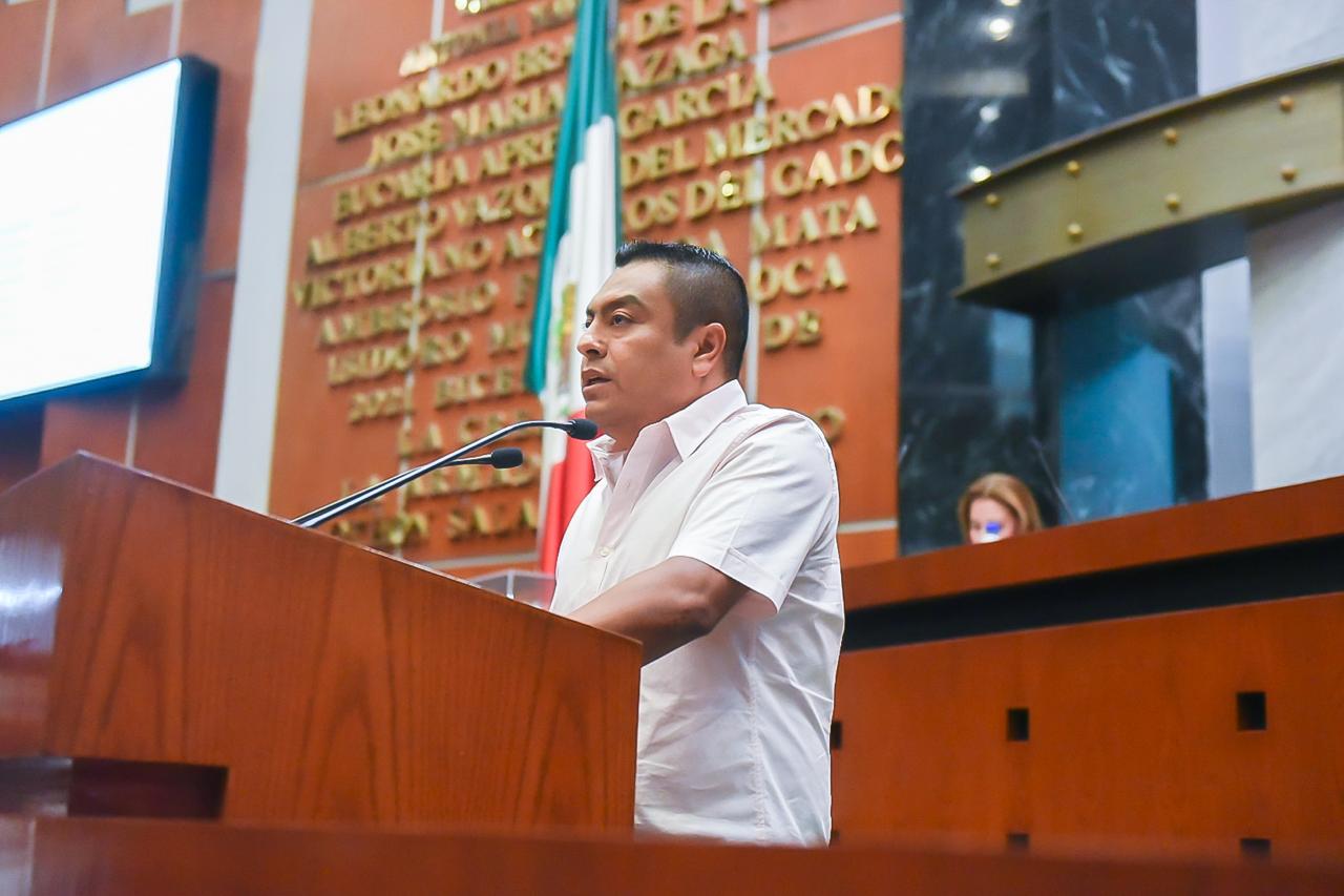 Propone diputado Jhobanny Jiménez retiro de anuncios que deslindan de responsabilidad a estacionamientos