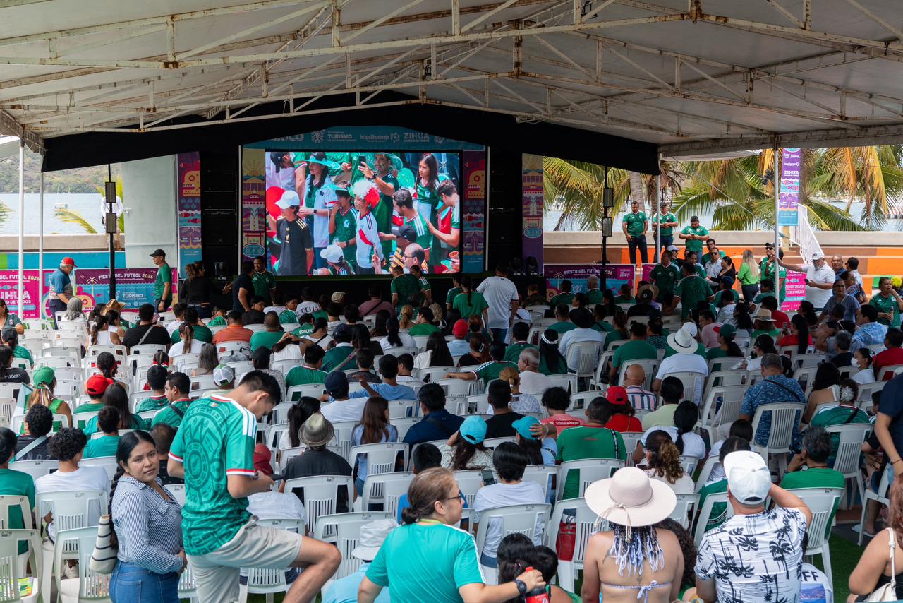El Gobierno de Zihuatanejo organizó una gran fiesta para la inauguración del Mundial