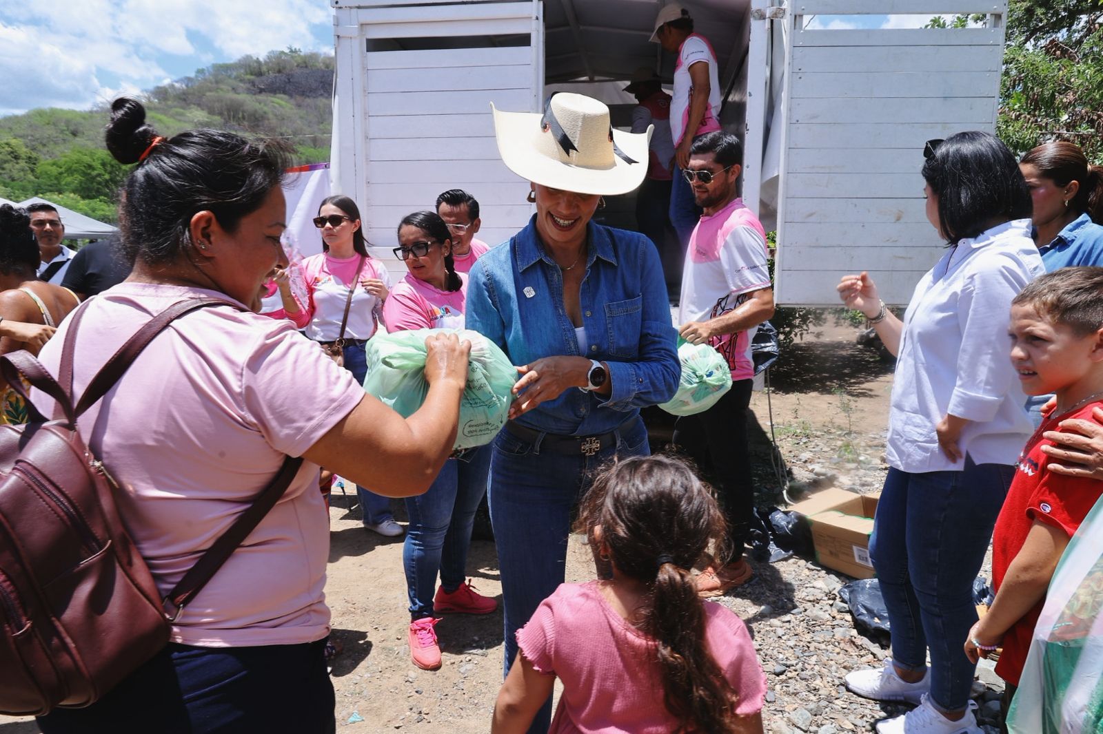 Zumatlán se suma a las comunidades de la sierra beneficiadas con obras de infraestructura
