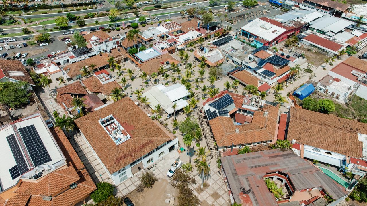 La gobernadora Evelyn Salgado Pineda visita Zihuatanejo para inaugurar importante obra