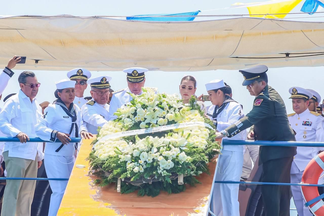 Reconoce Evelyn Salgado Pineda a las mujeres y hombres de mar