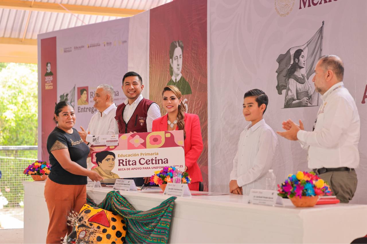 BECA Rita Cetina beneficia a casi 72 mil estudiantes de Guerrero