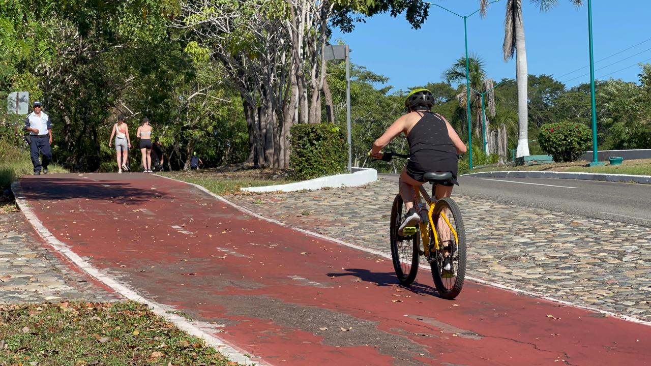 Ciclistas denuncian ola de asaltos en la ciclopista de Ixtapa