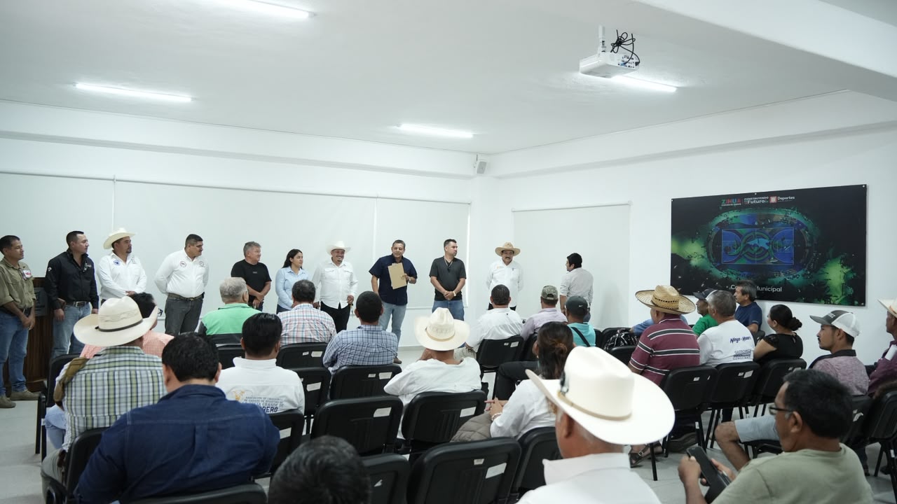 Gobierno de Lizette Tapia Castro busca seguir apoyando al sector ganadero de Zihuatanejo