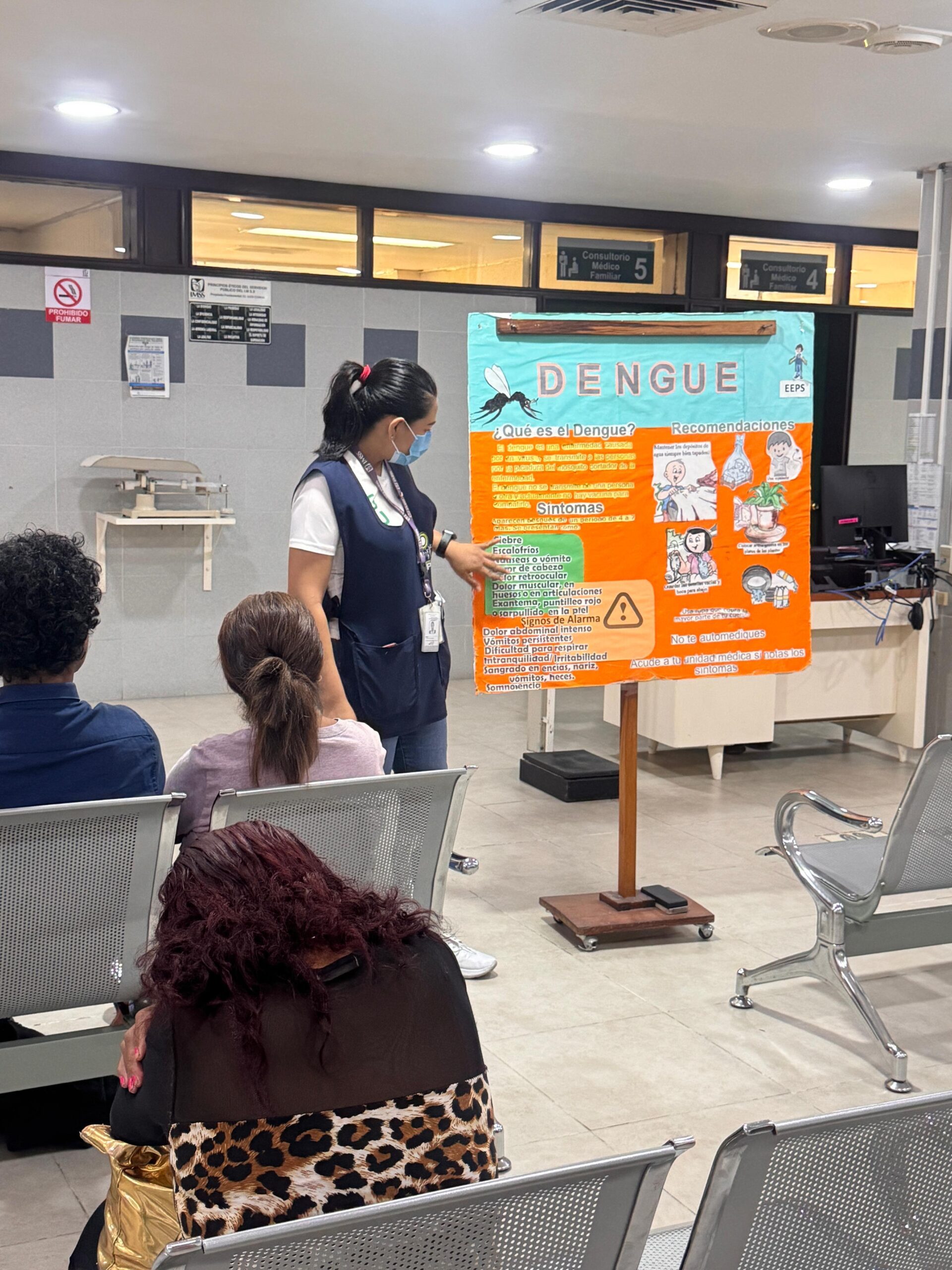 Fortalece IMSS Guerrero la prevención del dengue en salas de espera