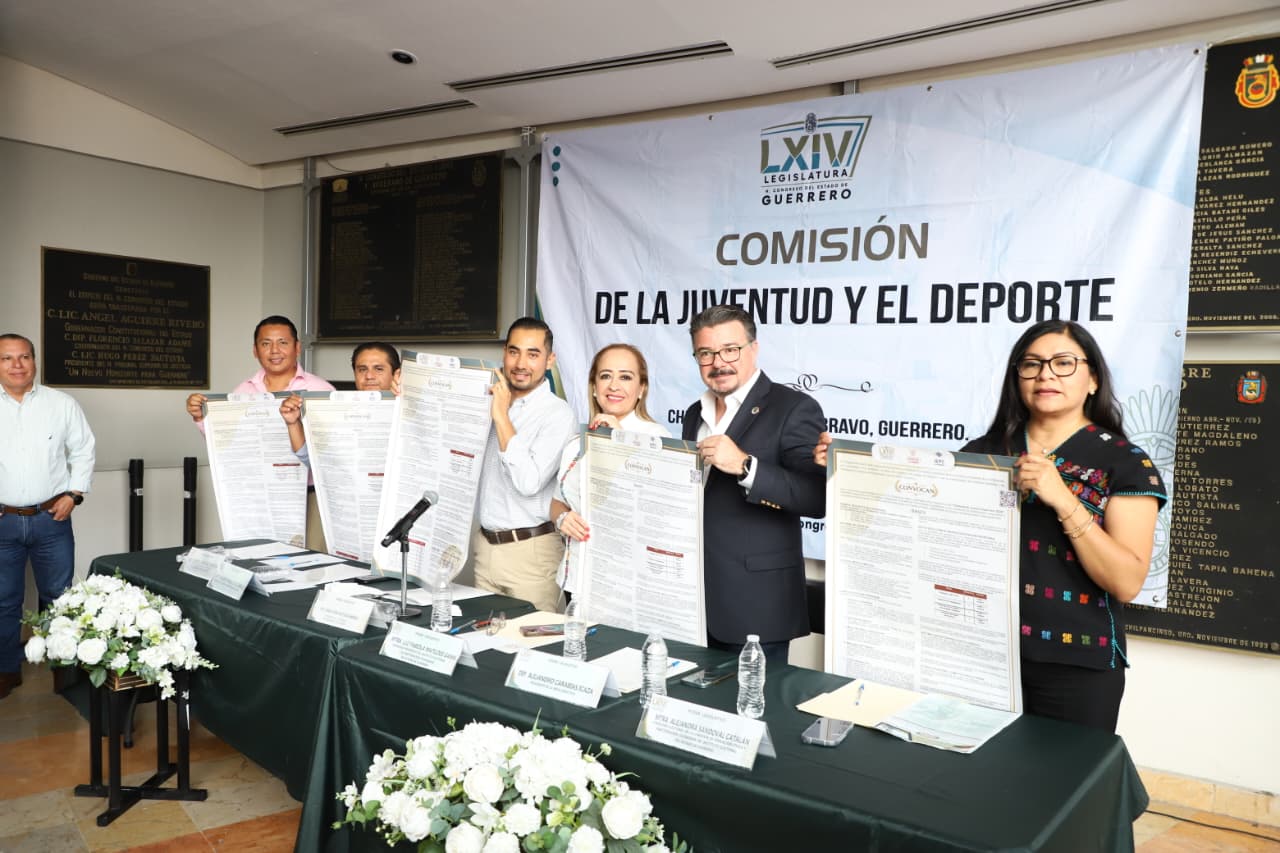 Lanza el Congreso la convocatoria para el Parlamento Juvenil 2026