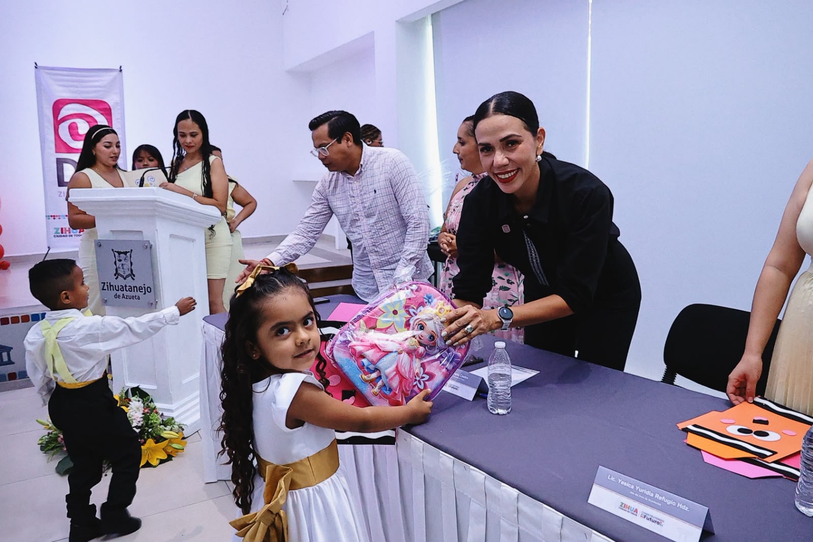 Clausura de cursos de las guarderías del DIF Zihuatanejo