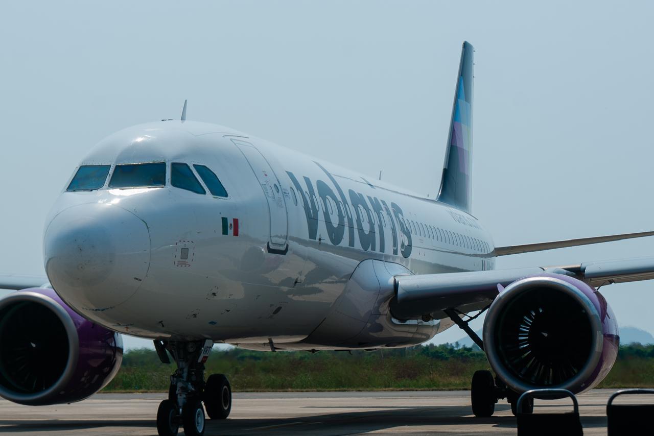 Incertidumbre rodea el futuro del vuelo Morelia–Ixtapa de Volaris