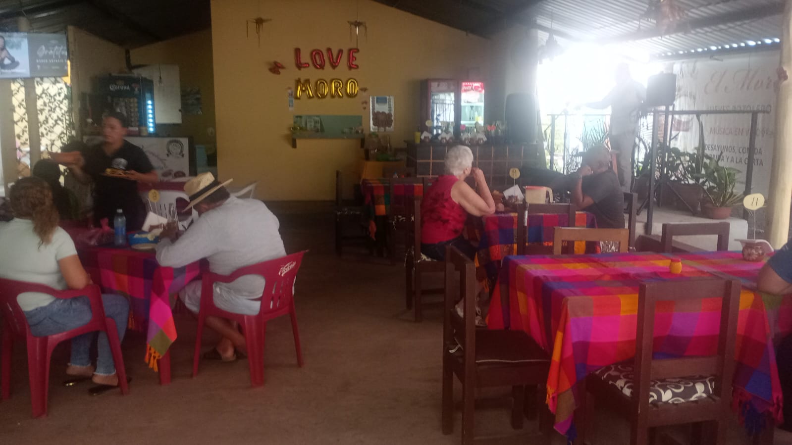 Jueves pozolero: tradición que da sabor y identidad a Zihuatanejo