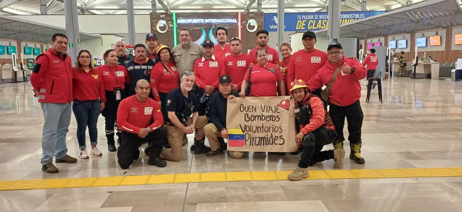 Llega a Caracas la Brigada USAR-MEX 18, con dos bomberos guerrerenses para apoyo humanitario tras sismos