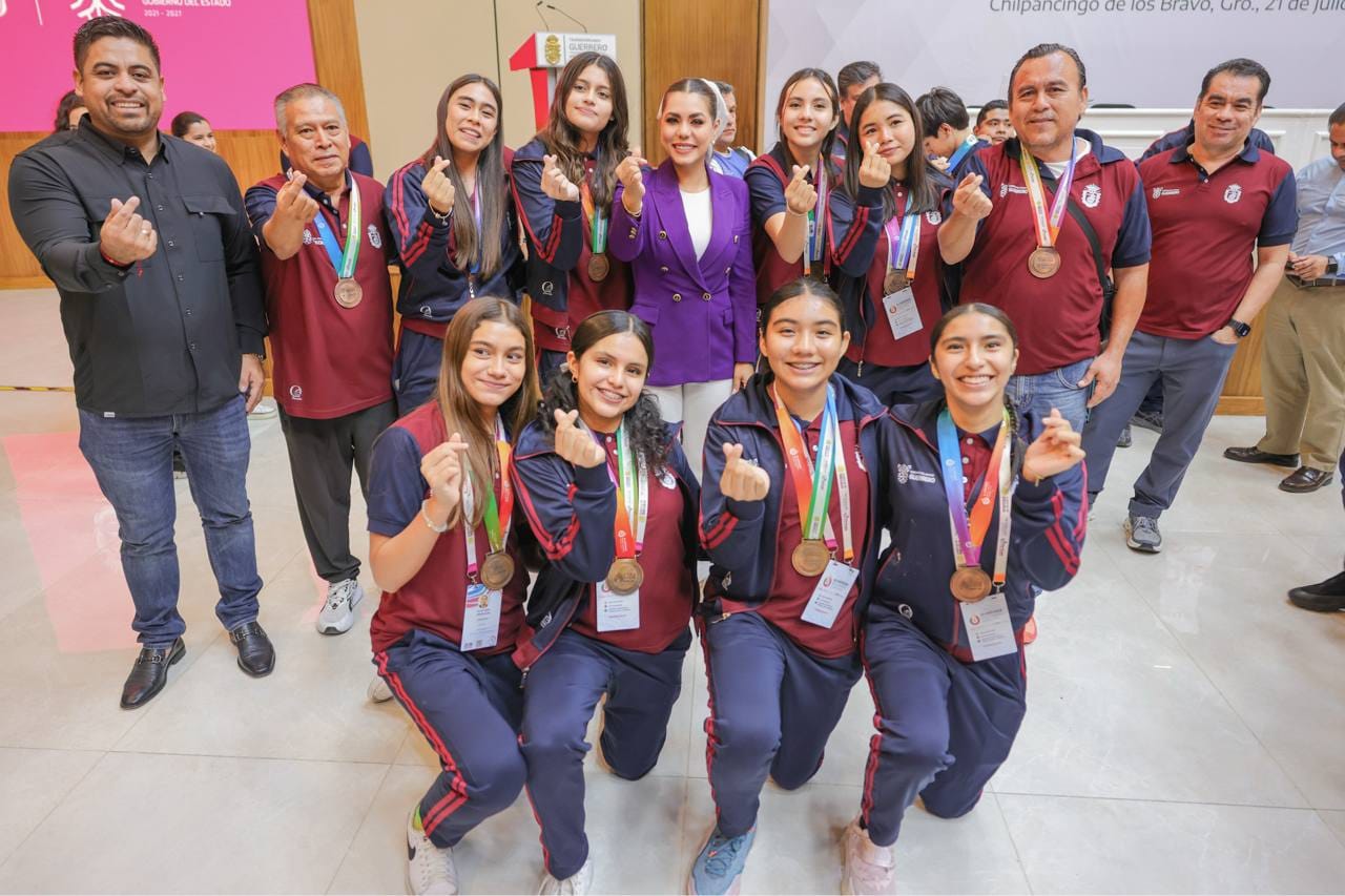 Evelyn Salgado reconoce a medallistas guerrerenses de la Olimpiada Nacional CONADE 2026