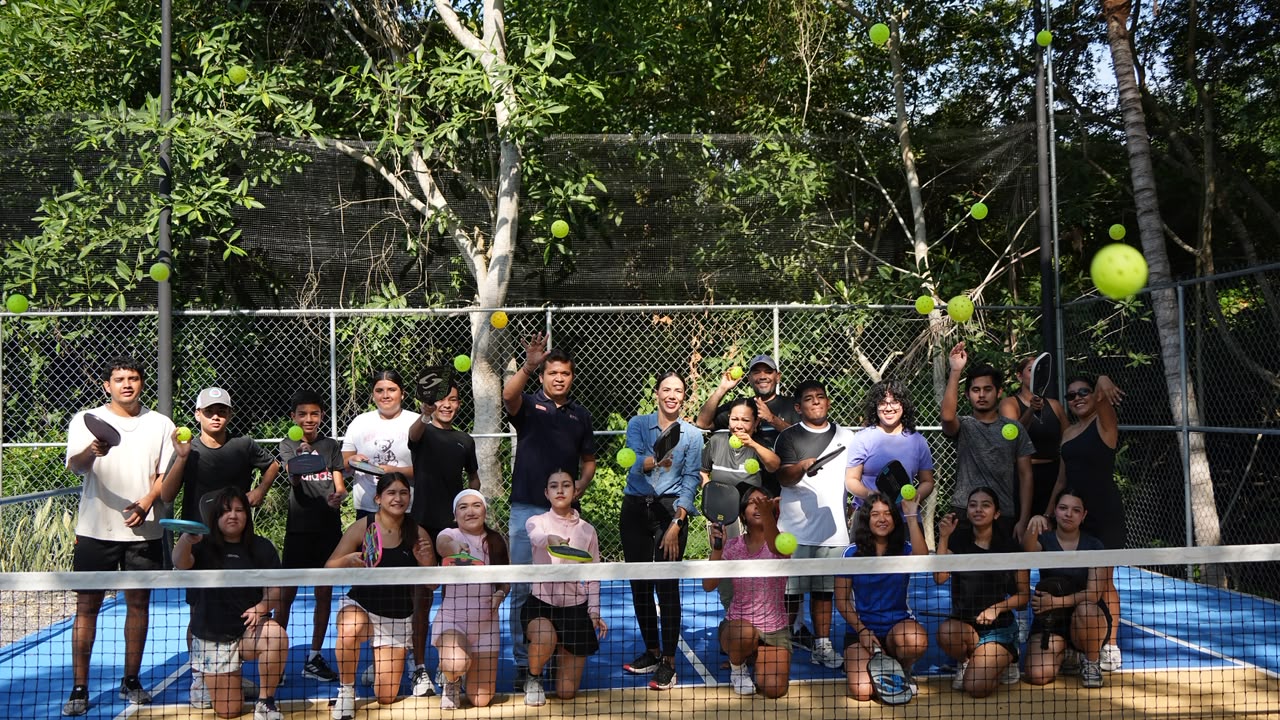 La presidenta Lizette Tapia Castro da inicio al Verano Juvenil
