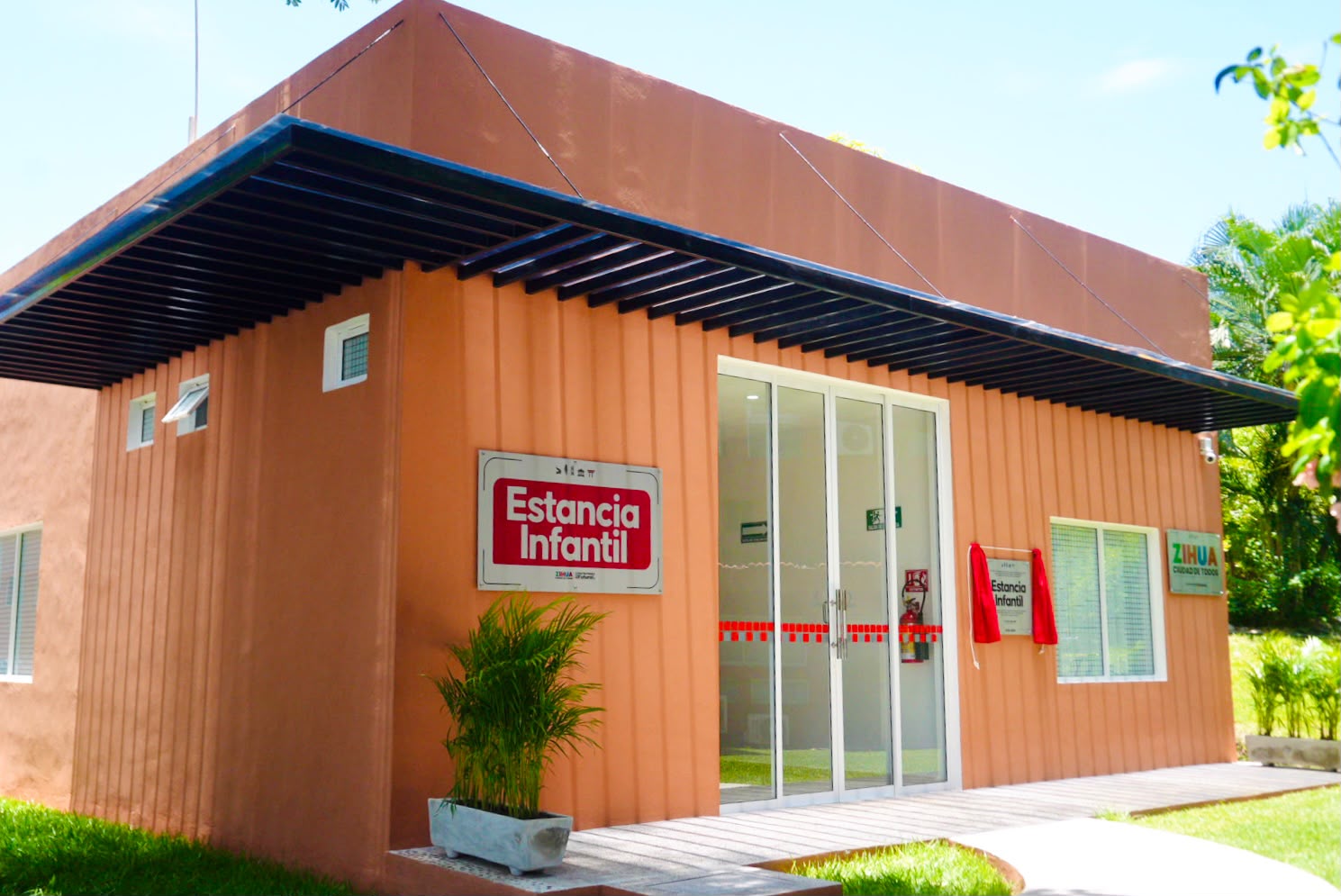 Presidenta Lizette Tapia Castro inaugura Estancia Infantil en beneficio de colaboradores del Ayuntamiento