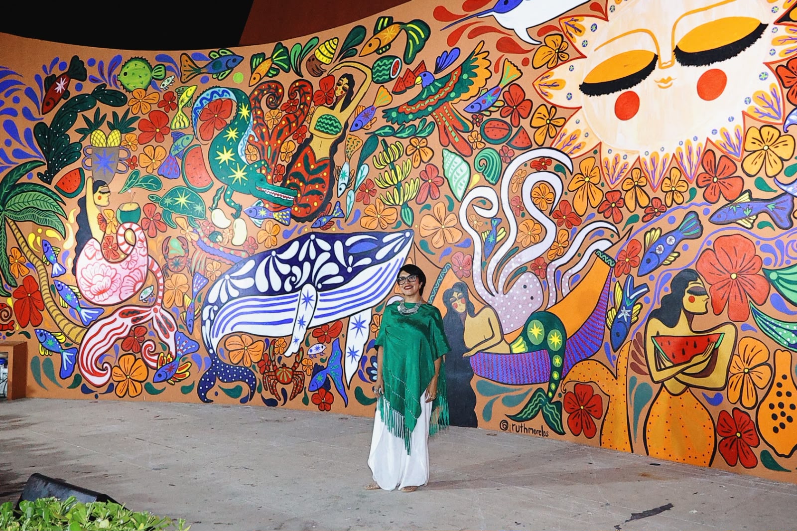 Artista azuetense deja su huella en Zihuatanejo con gran obra
