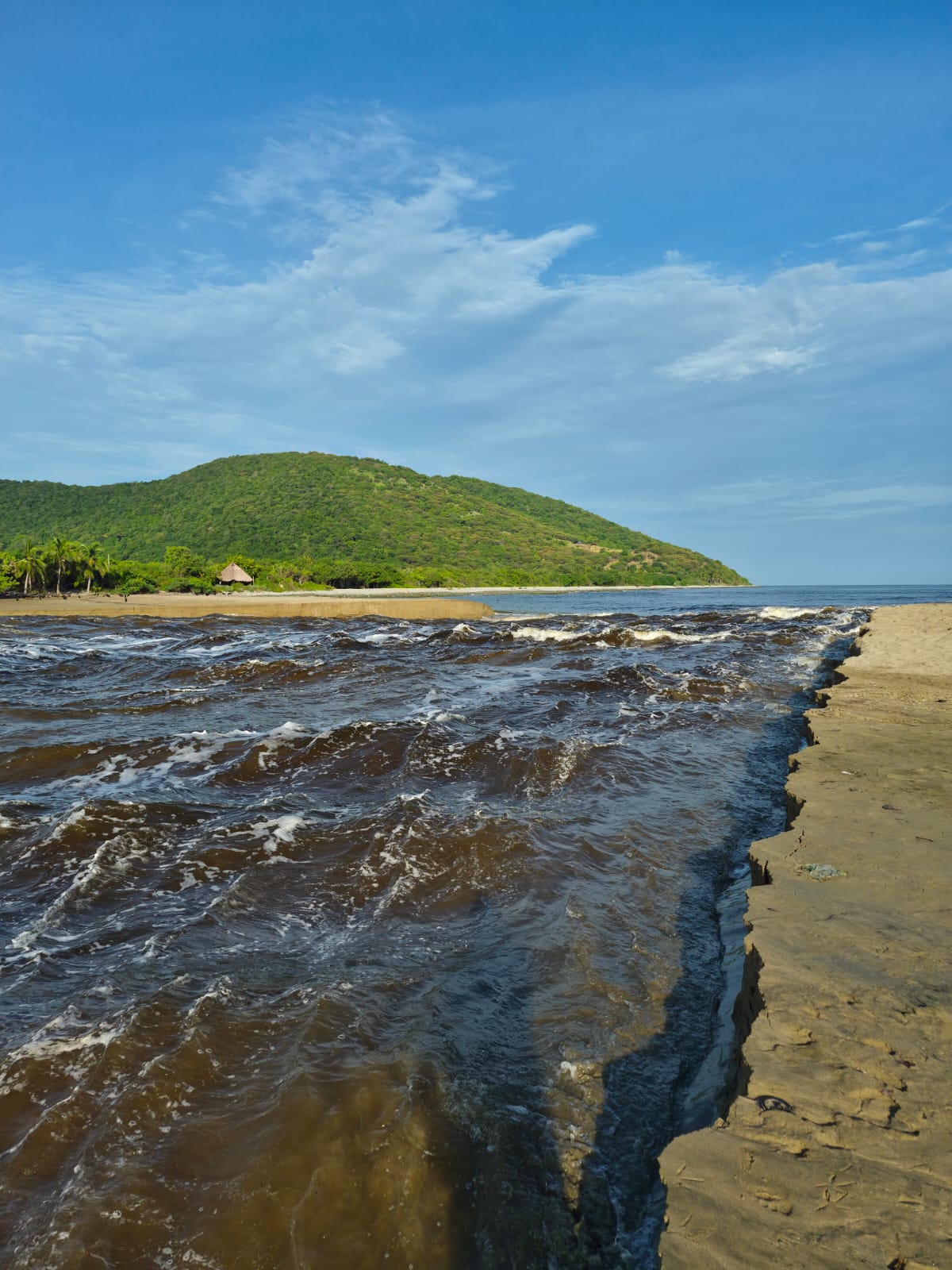 Abre de manera natural la barra de Potosí y reactiva el atractivo turístico de la zona