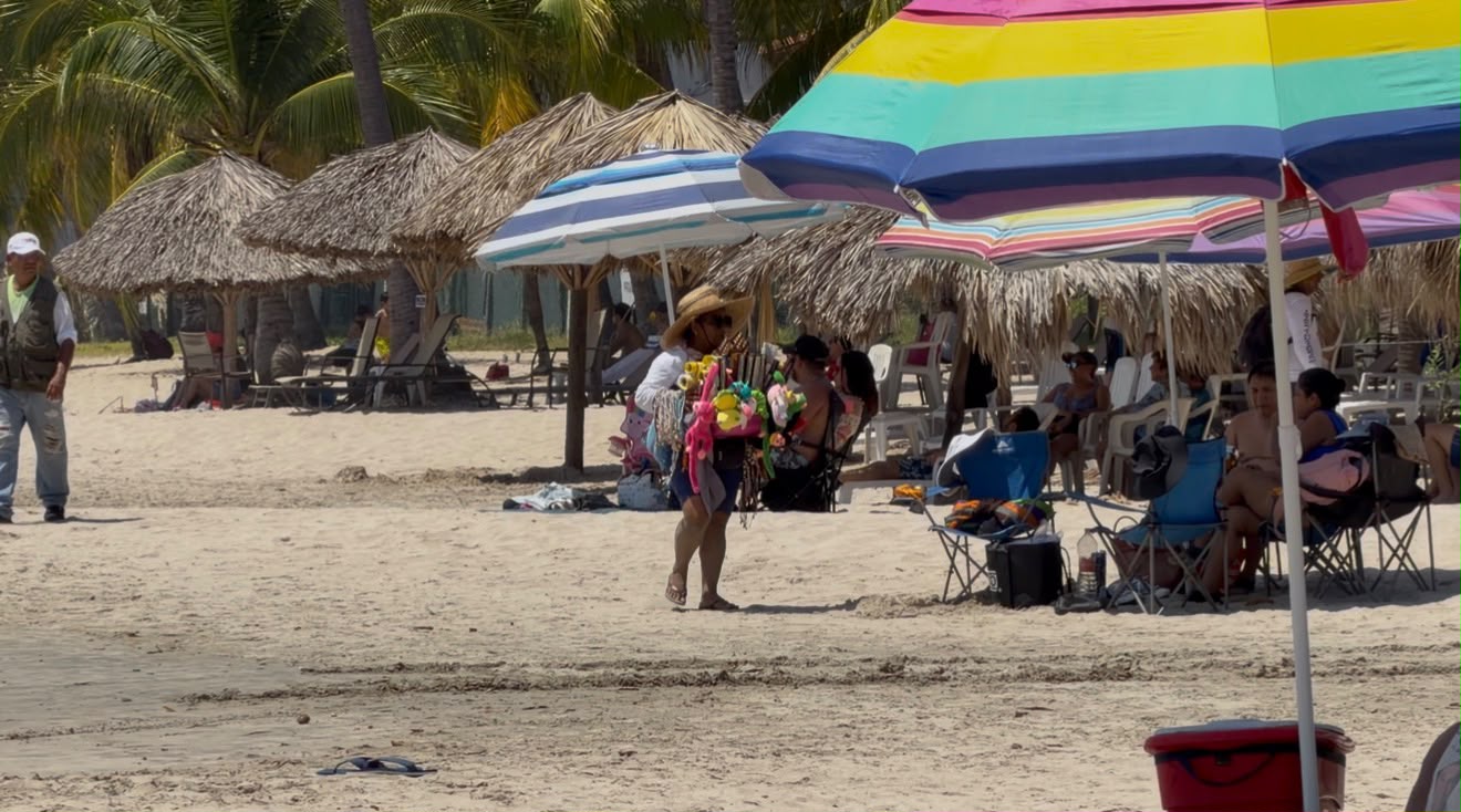 No crecer censo de vendedores itinerantes en playas para frenar comercio irregular