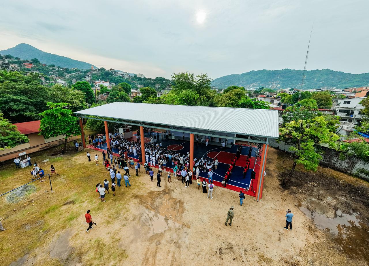 Gobierno de Zihuatanejo inicia el ciclo escolar 2026-2027 con mejores espacios para las niñas y los niños