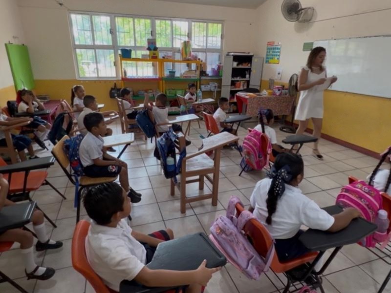 Más de 29 mil estudiantes regresan a las aulas en Zihuatanejo